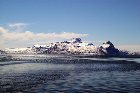 g-Fjeld i fjorden
